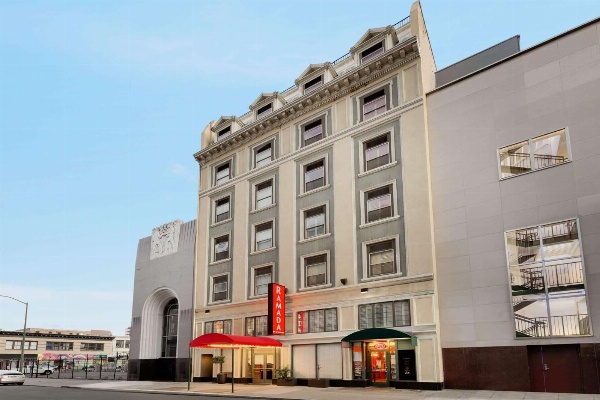 Ramada by Wyndham Oakland Downtown City Center image 1